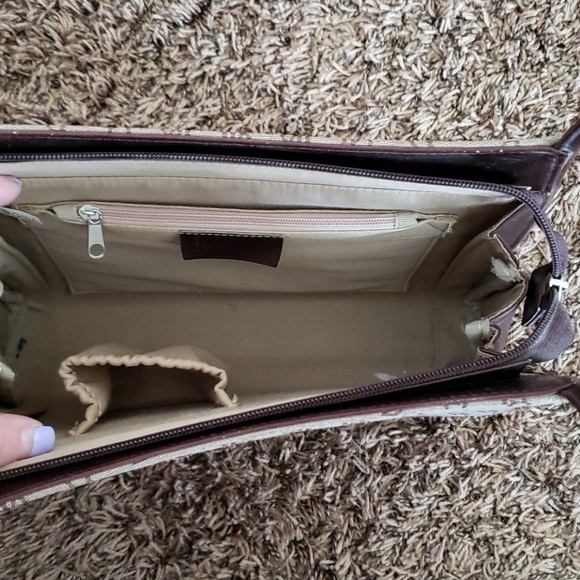 Purse - Picture 2 of 3